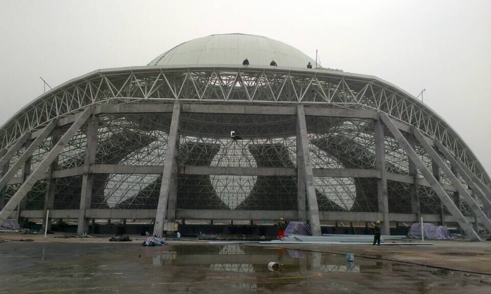 果洛温泉馆网架工程